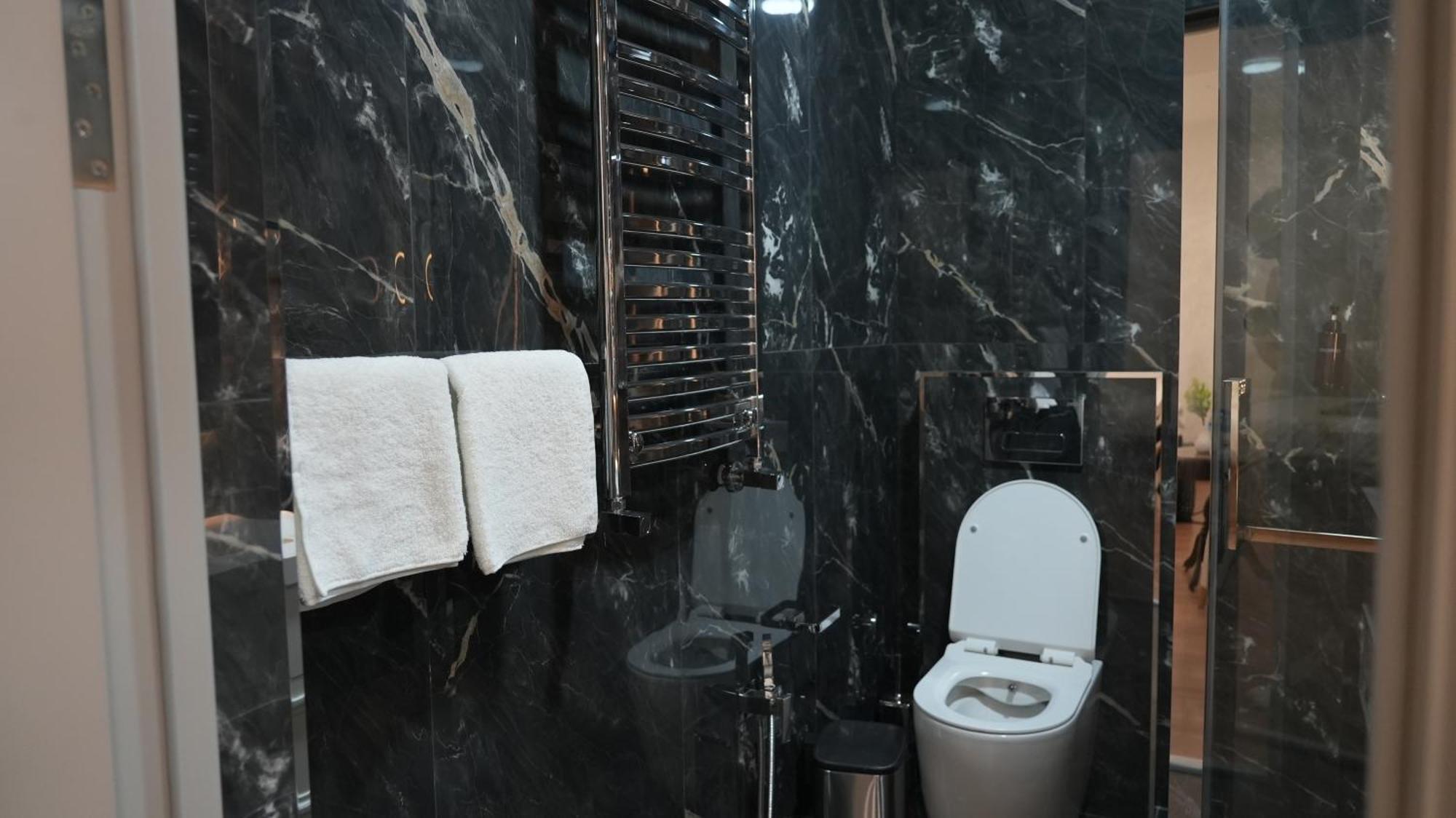 Avant Express Hotel Pool&Spa Tashkent Luaran gambar