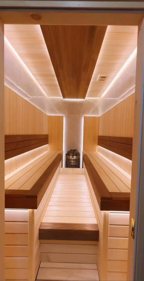 Avant Express Hotel Pool&Spa Tashkent Luaran gambar